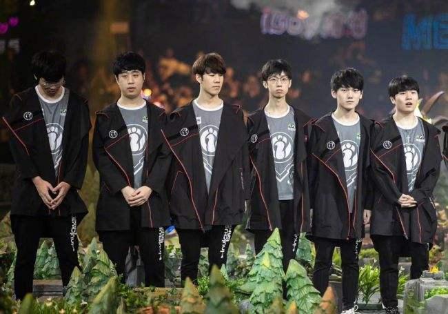 进入下半场 进入下半场