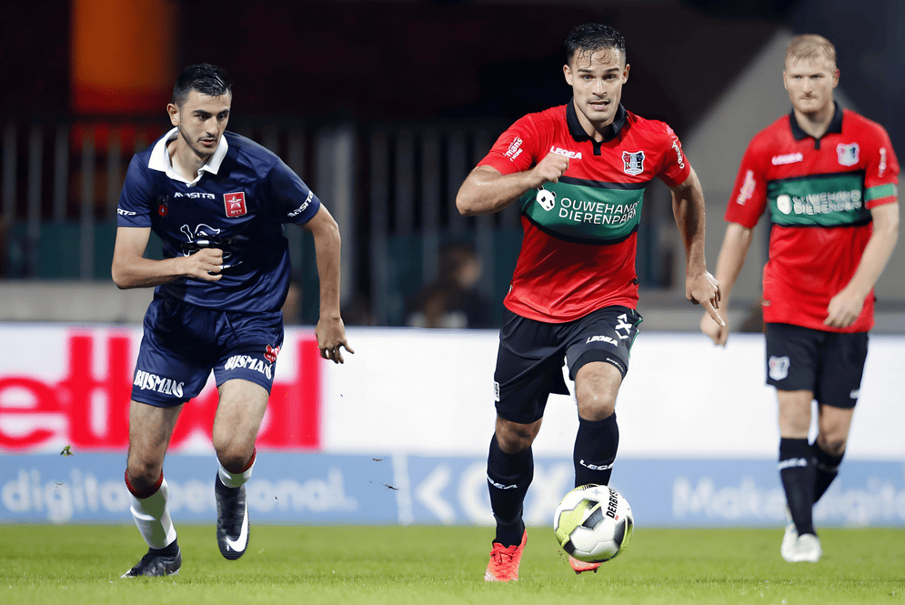 稳健的一个 稳健的一个