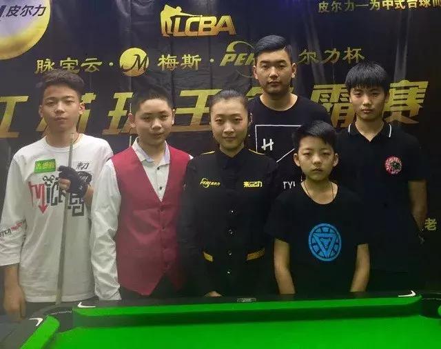 PJ华盛顿4年9000万续约，给里夫斯续约施加压力？