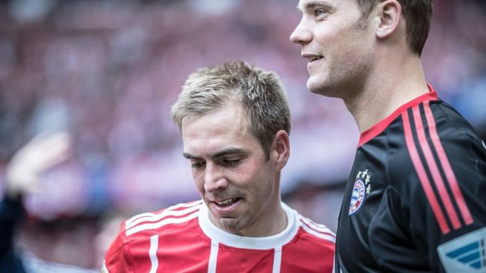 脚出球成功 脚出球成功